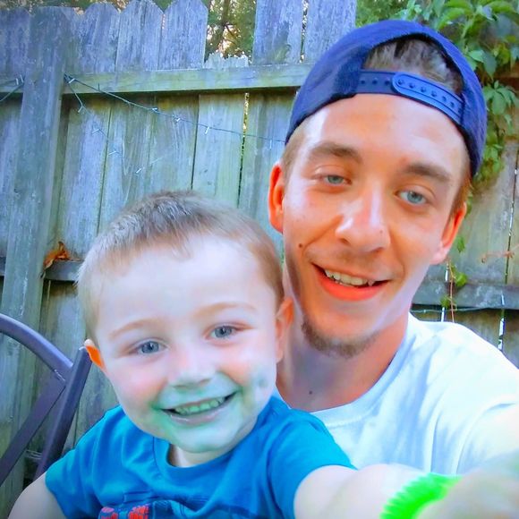 Meet your Posher, Kevin - Picture 1 of 1